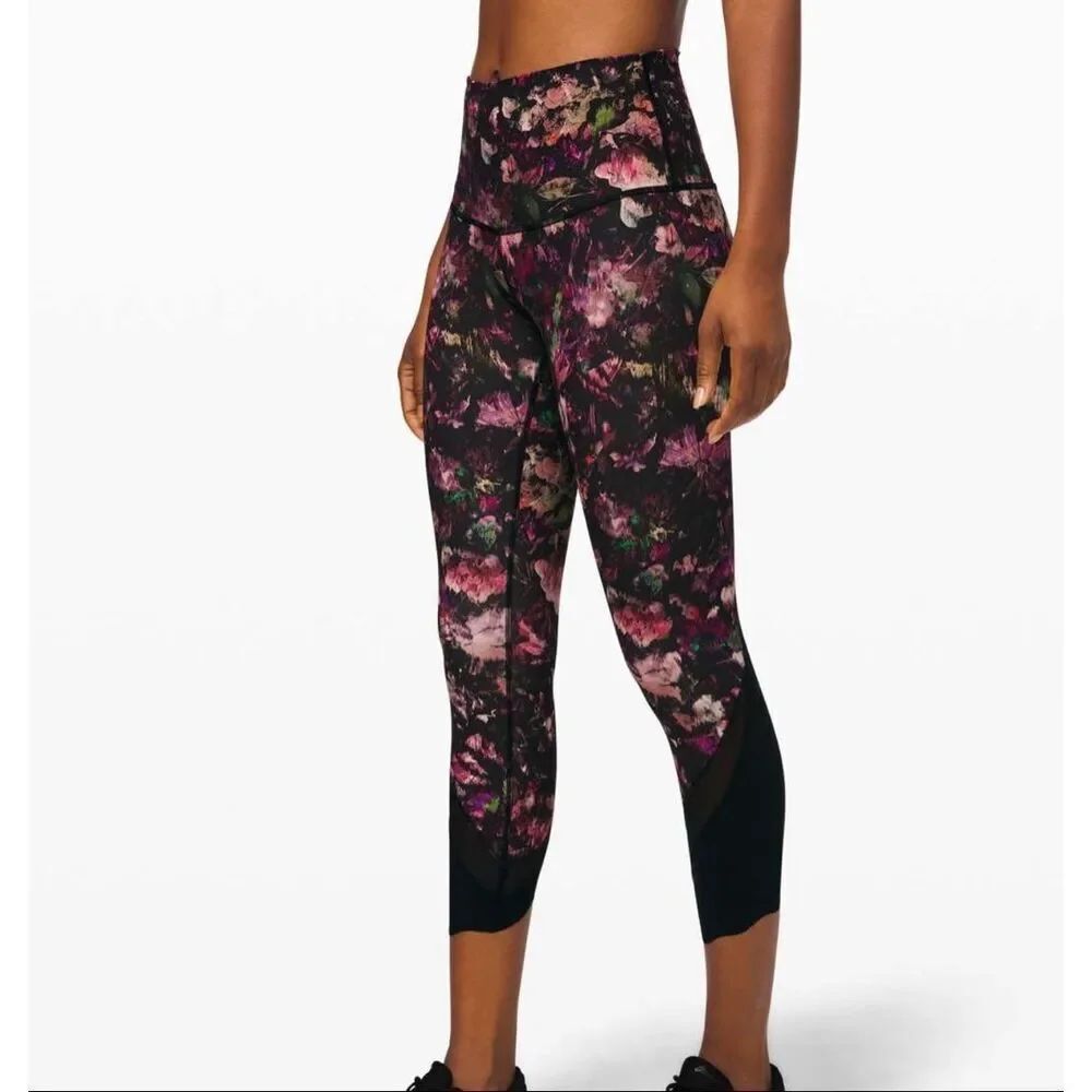 Lululemon Wunder Under Crop High-Rise Roll Down Scallop Full-On Leggings Sz 2
